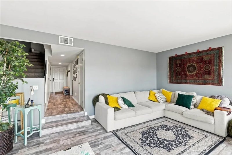 15760 Midwood 5