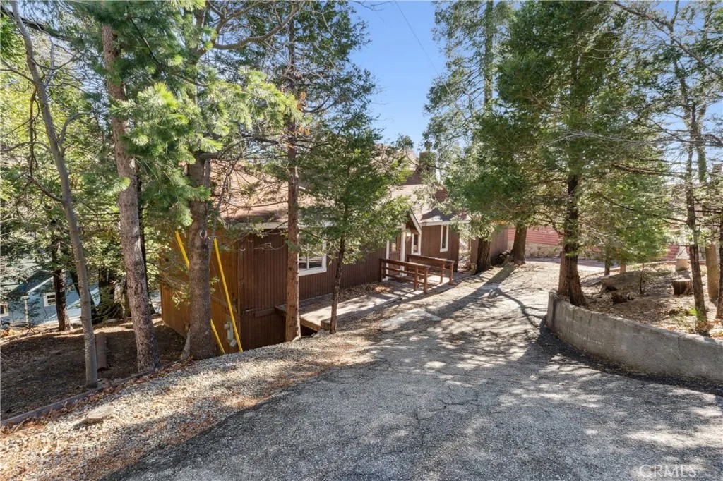 1209 Bridal Path