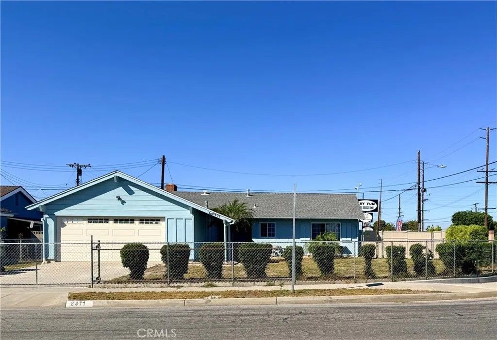 Photo of 8471 Rembrandt Drive, Huntington Beach, CA 92647 (MLS # PW26061599)