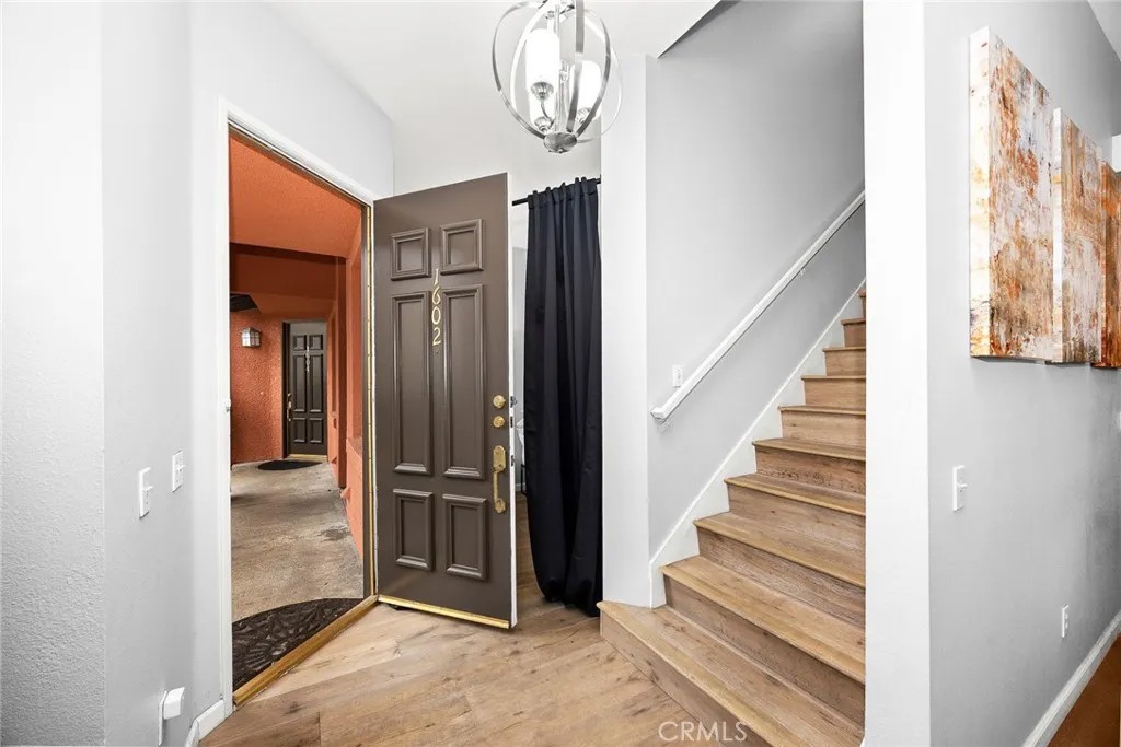 3711 Baldwin Street 1602