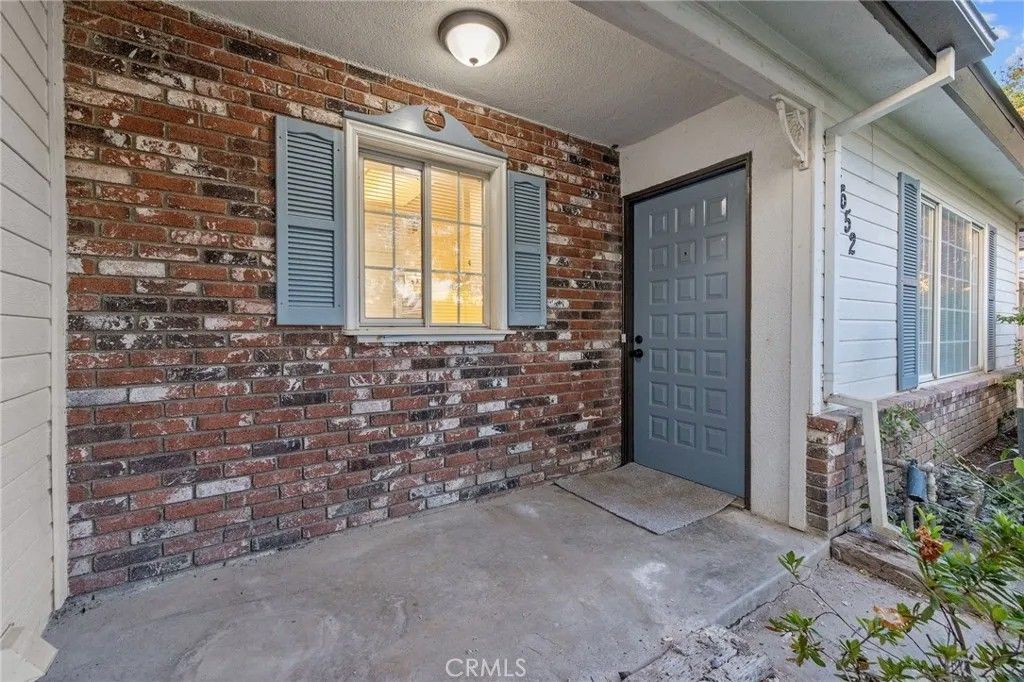 Photo of 4652 W Richert Avenue, Fresno, CA 93722 (MLS # FR25247087)