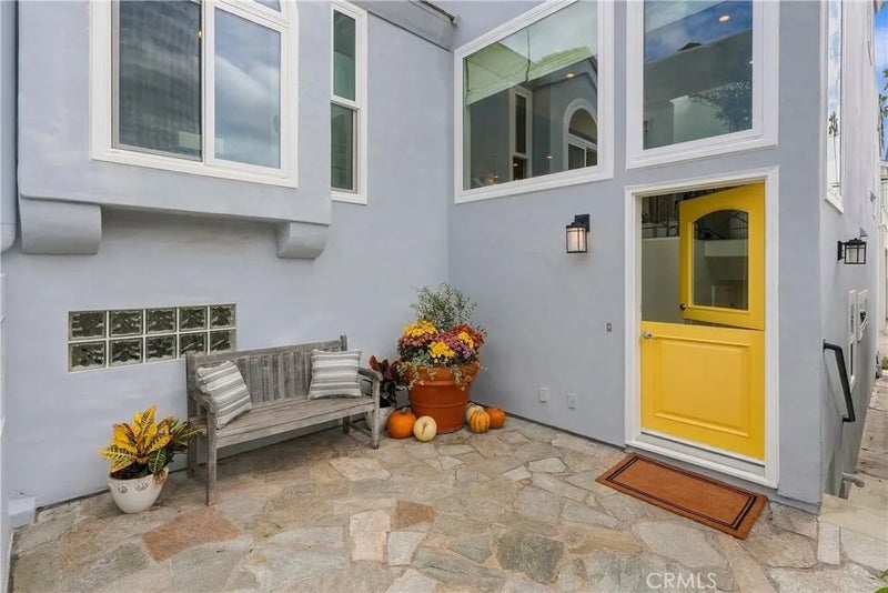502 Fernleaf Avenue 2