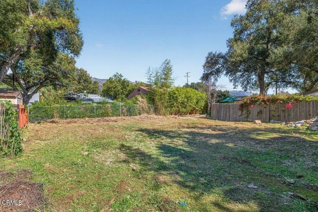 Photo of 119 S Alvarado St, Ojai, CA 93023 (MLS # V1-35162)