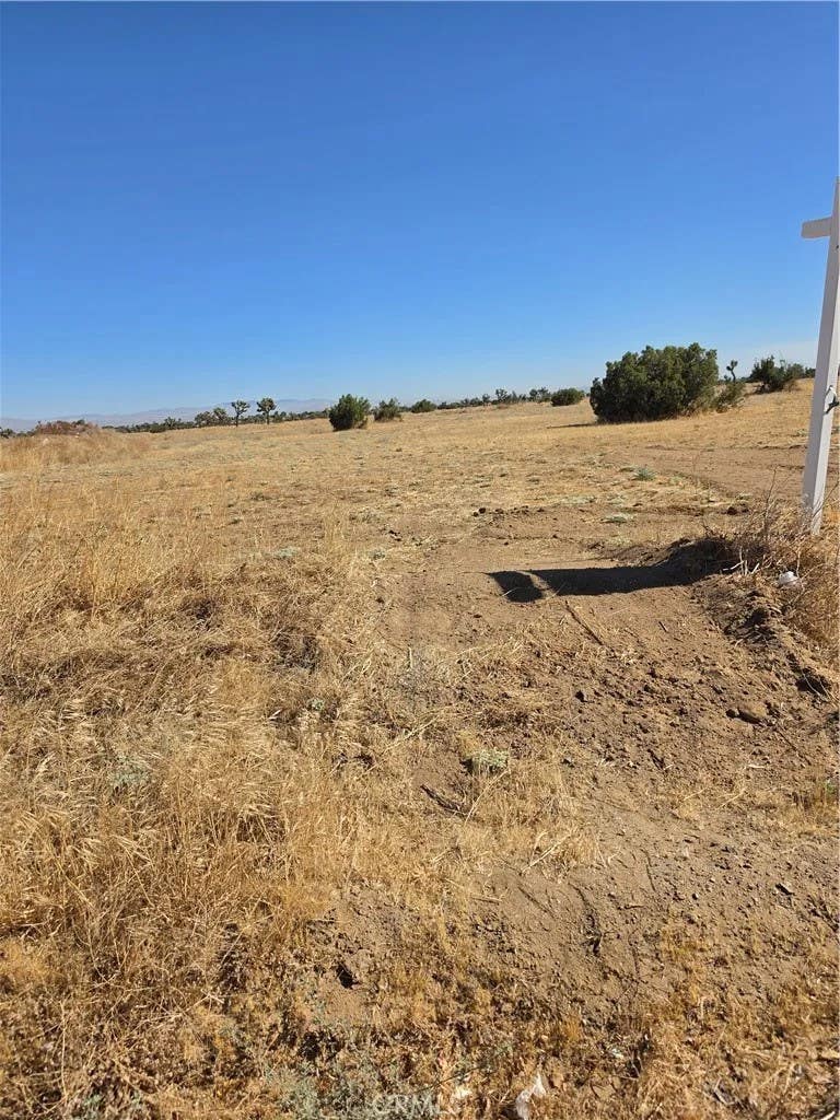 Photo of 0 Vac Avenue N, Lancaster, CA 93536 (MLS # SR26168014)
