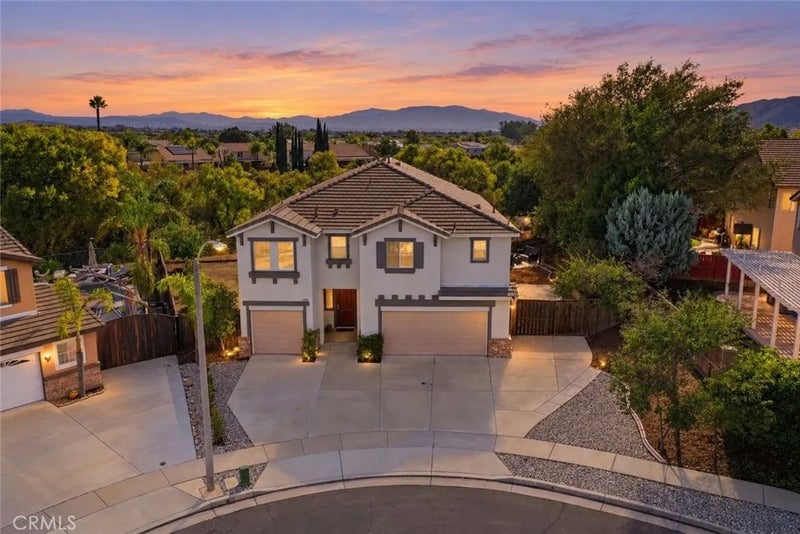 23934 Ridgeview Lane