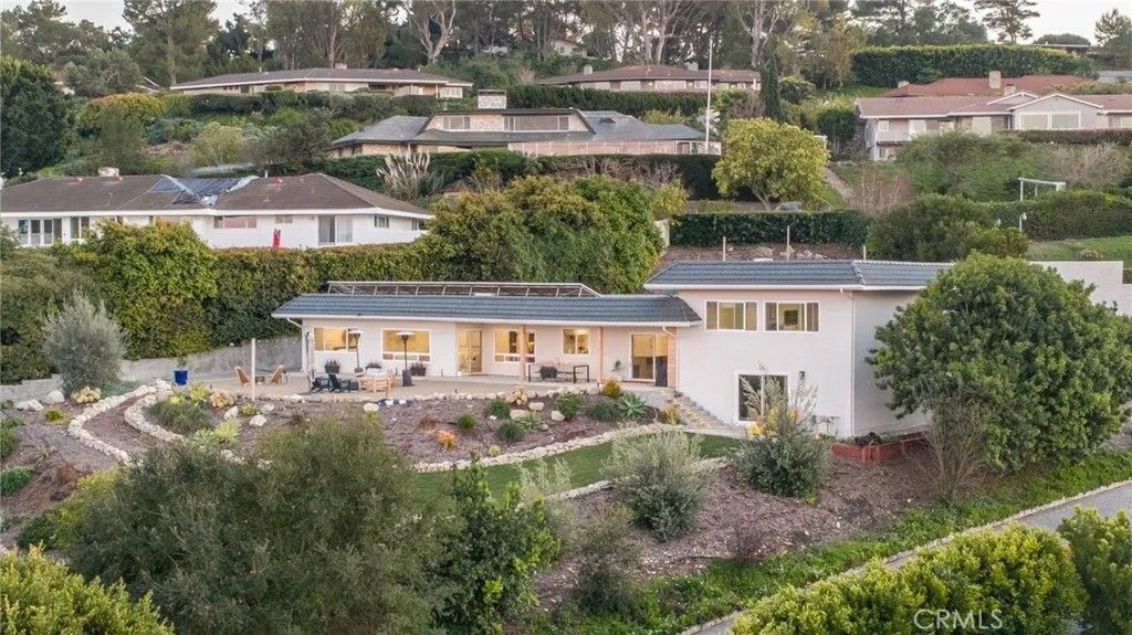 Photo of 28829 Crestridge Rd, Rancho Palos Verdes, CA 90275 (MLS # SB26038559)