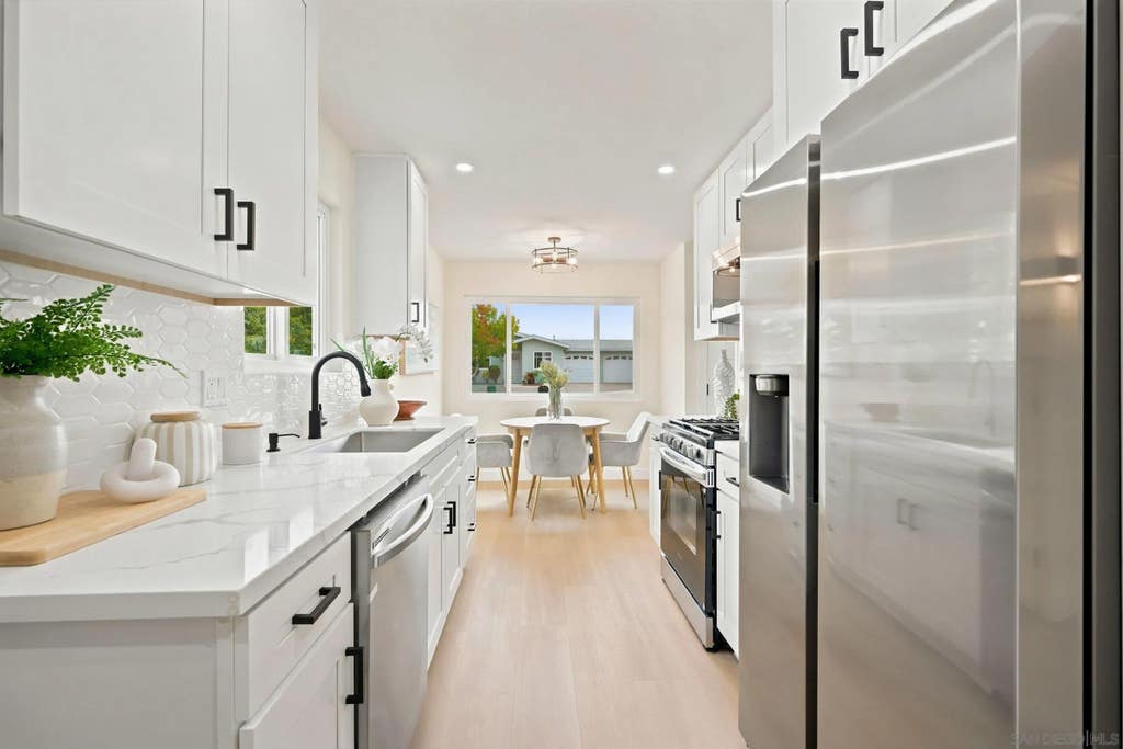 Photo of 3746 Gail Dr, Oceanside, CA 92056 (MLS # 260015515)
