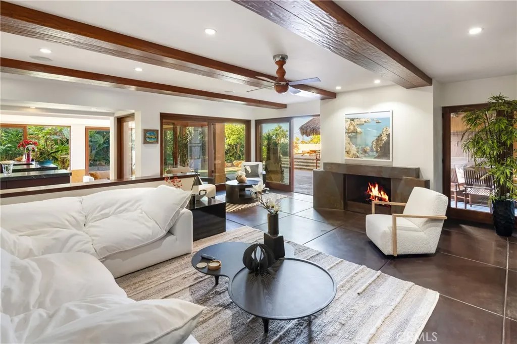 125 Irvine Cove Court