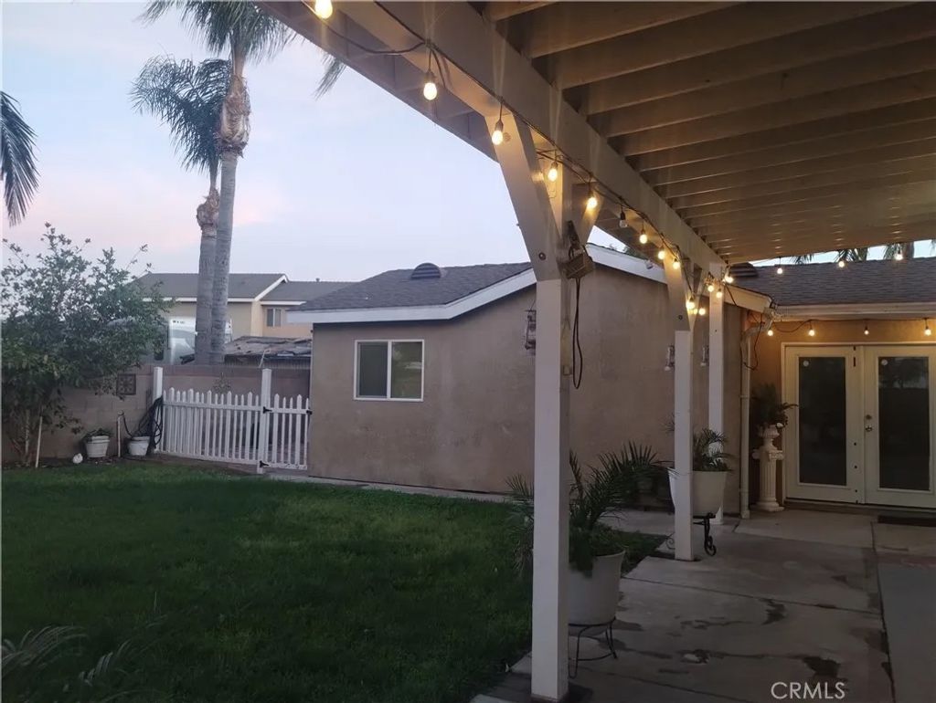 Photo of 2709 Garfield Ave, Ontario, CA 91761 (MLS # CV26057445)