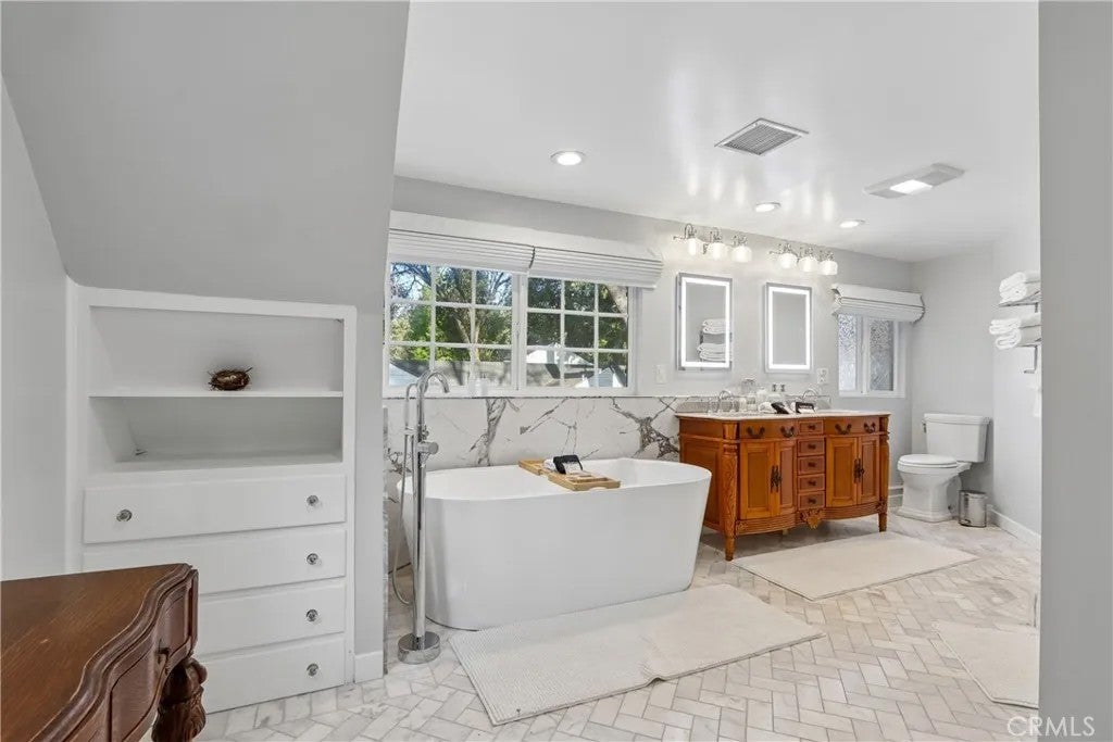 229 Hemlock Drive
