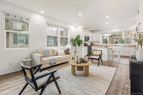 10236 Brightwood Ln Unit 1, Santee, CA 92071 - #: 250039295