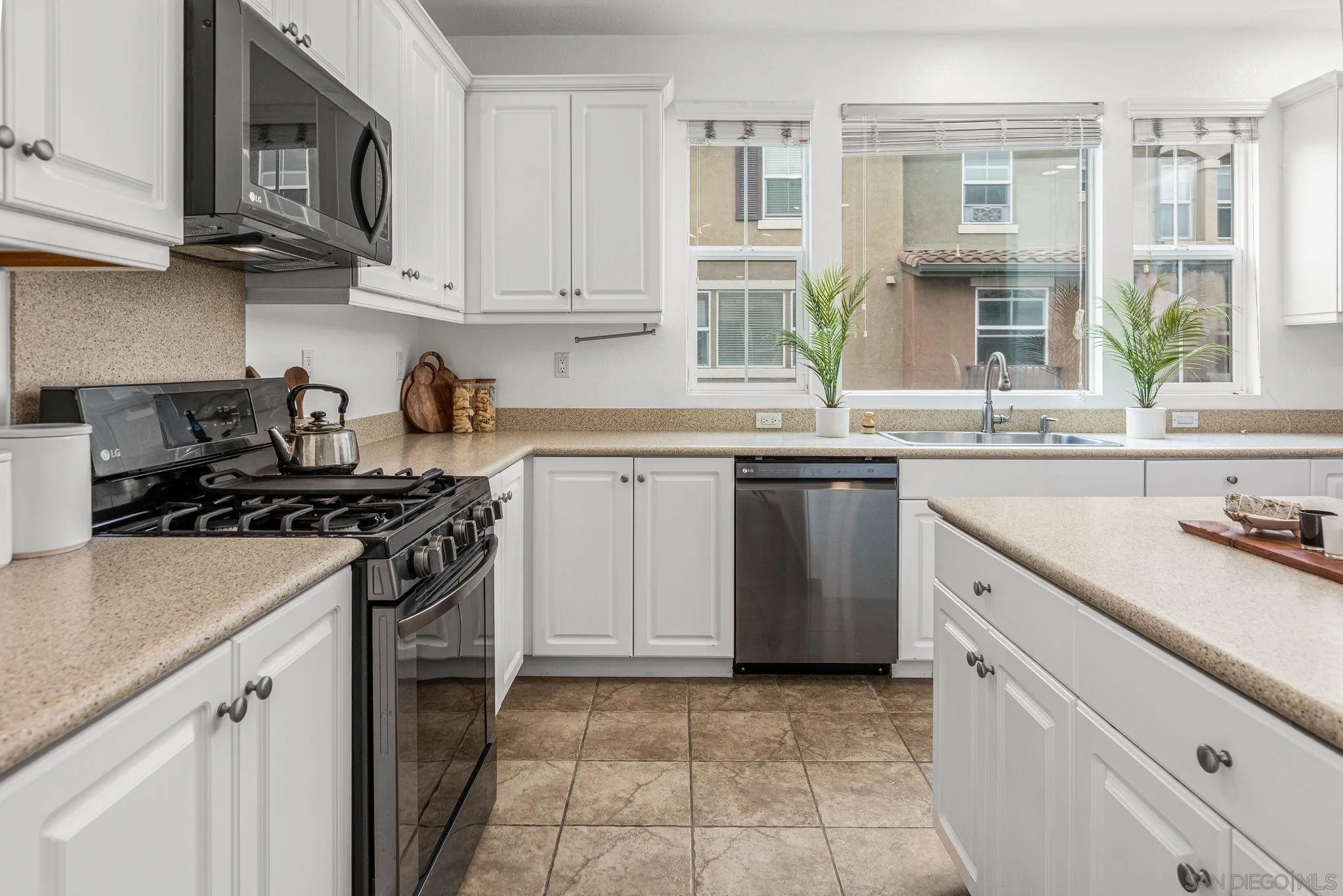 10236 Brightwood Ln 1