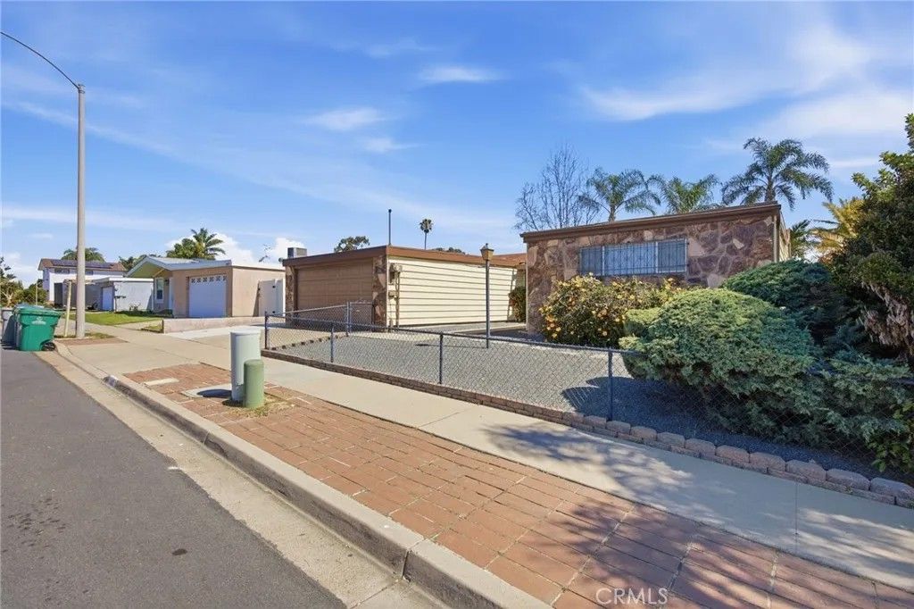 Photo of 2991 Mobley Street, San Diego, CA 92123 (MLS # MB26028059)