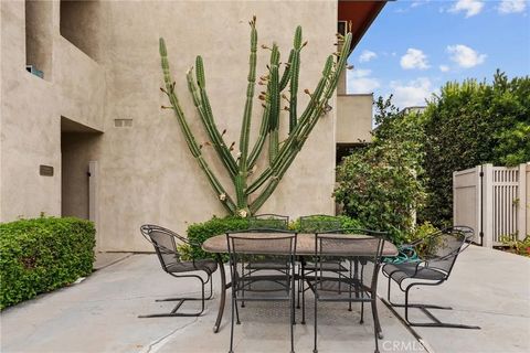 Tiny photo for 12014 Kling St #23, Valley Village, CA 91607 (MLS # SR25245736)