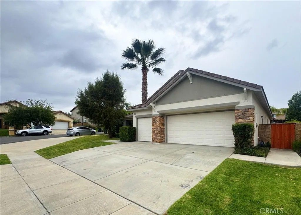 Photo of 33793 Salvia Lane, Murrieta, CA 92563 (MLS # CV26060924)