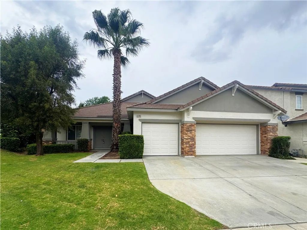 Photo of 33793 Salvia Lane, Murrieta, CA 92563 (MLS # CV26060924)