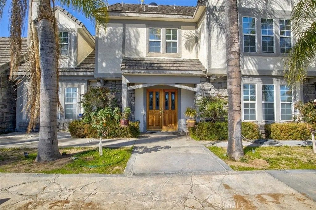 Photo of 35621 Epple Street, Murrieta, CA 92563 (MLS # GD25154986)