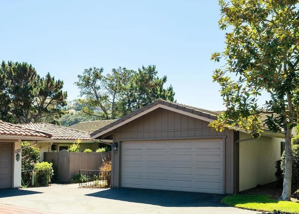 Photo of 131 Ebano Ct, Solana Beach, CA 92075 (MLS # NDP2602677)