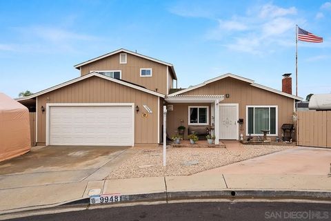 9948 Kincaid St Santee CA 92071