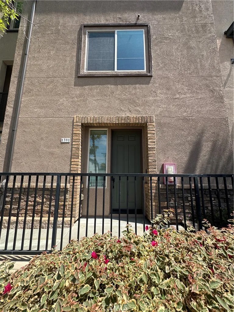 1391 Clementine Way