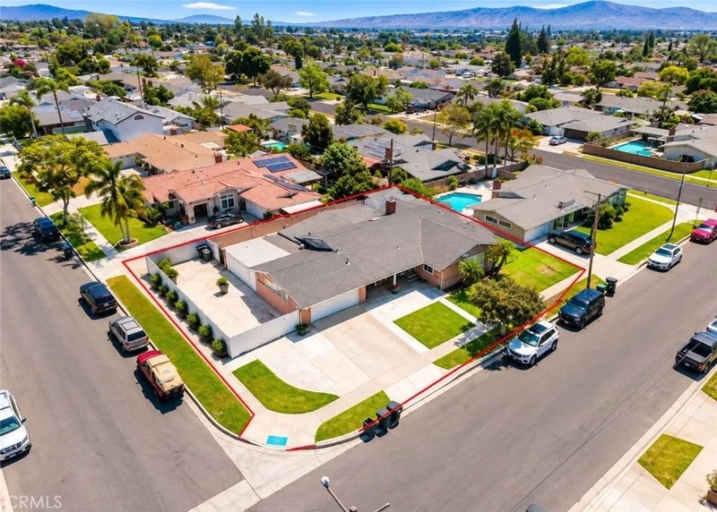 10212 Sherrill