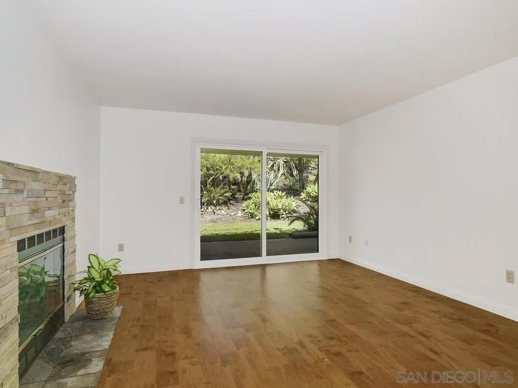 Photo of 7301 Calle De Fuentes, Carlsbad, CA 92009 (MLS # 260009309)