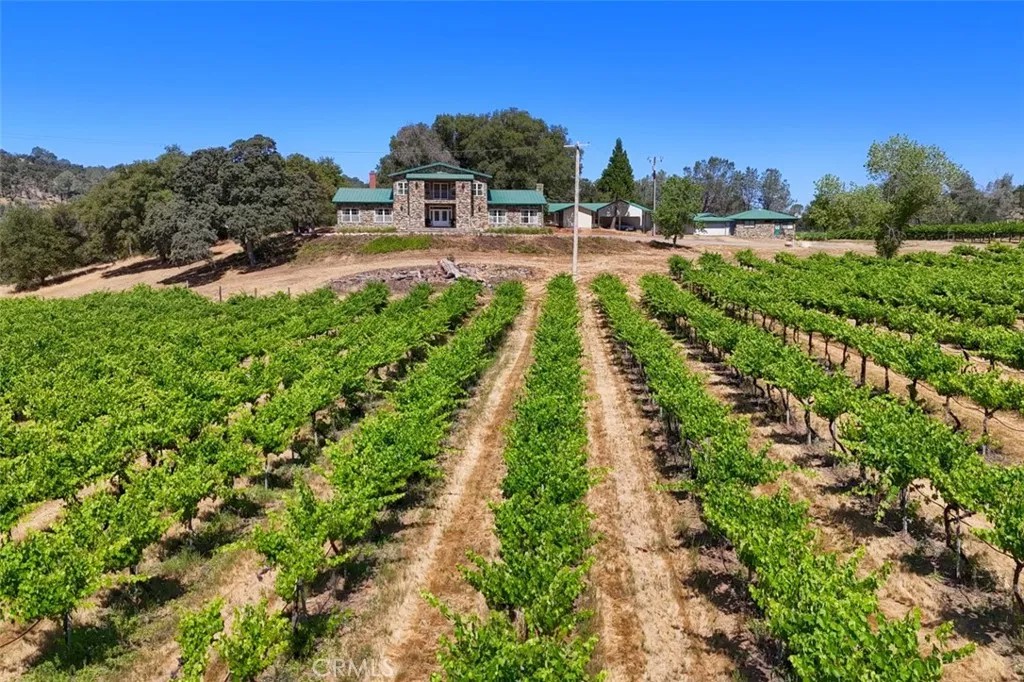 7551 Hunters Valley Road