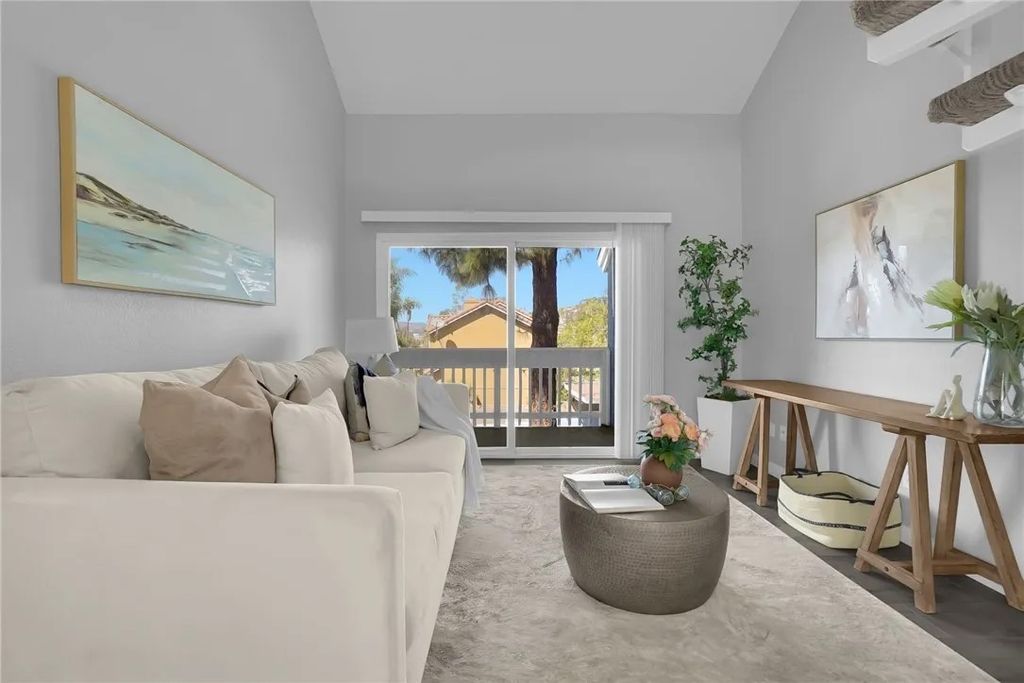 Photo of 1564 Tanglewood Lane #5, Escondido, CA 92029 (MLS # SW26064965)