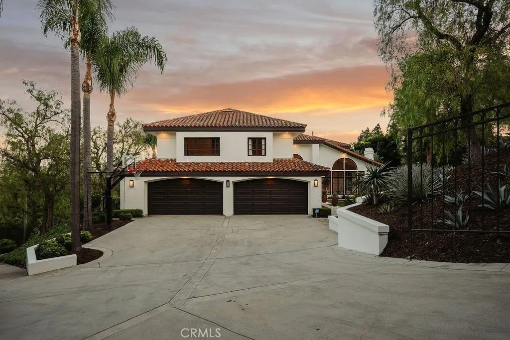 Photo of 1805 Holly Tree Lane, North Tustin, CA 92705 (MLS # OC26097313)