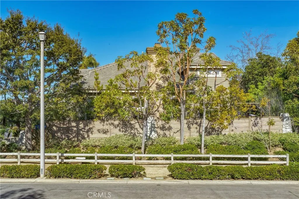 6771 Pimlico Circle