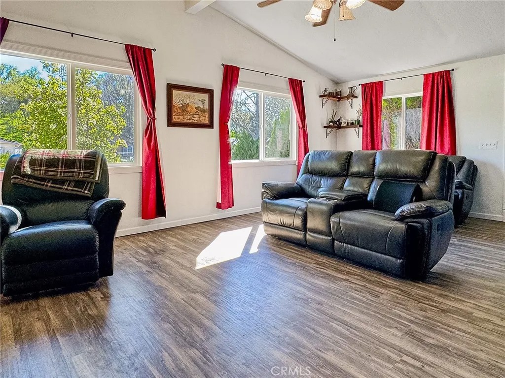 2599 Bridle Trail