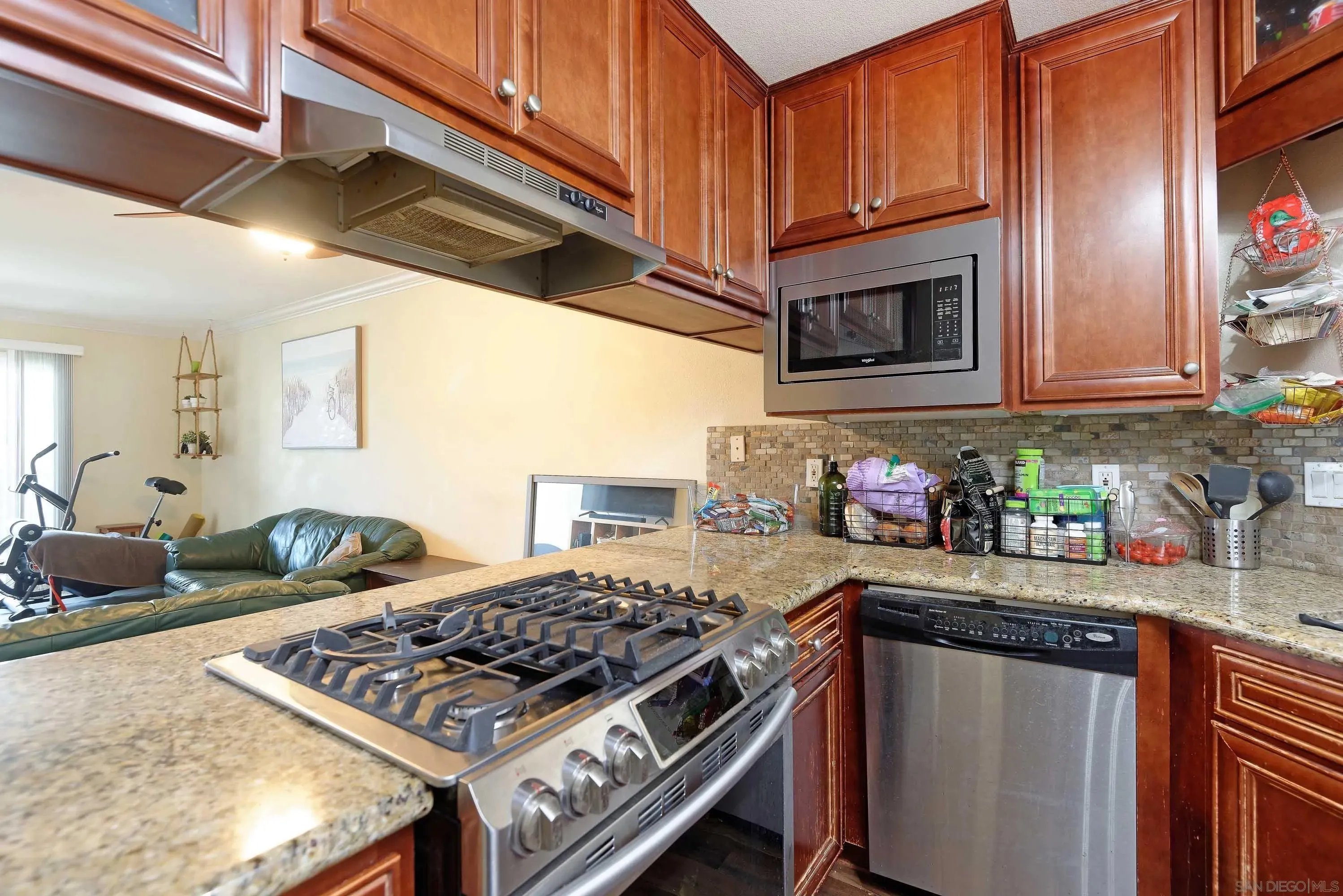 La Jolla, California 92037, United States, 2 Bedrooms Bedrooms, ,2 BathroomsBathrooms,Residential,Active,250355