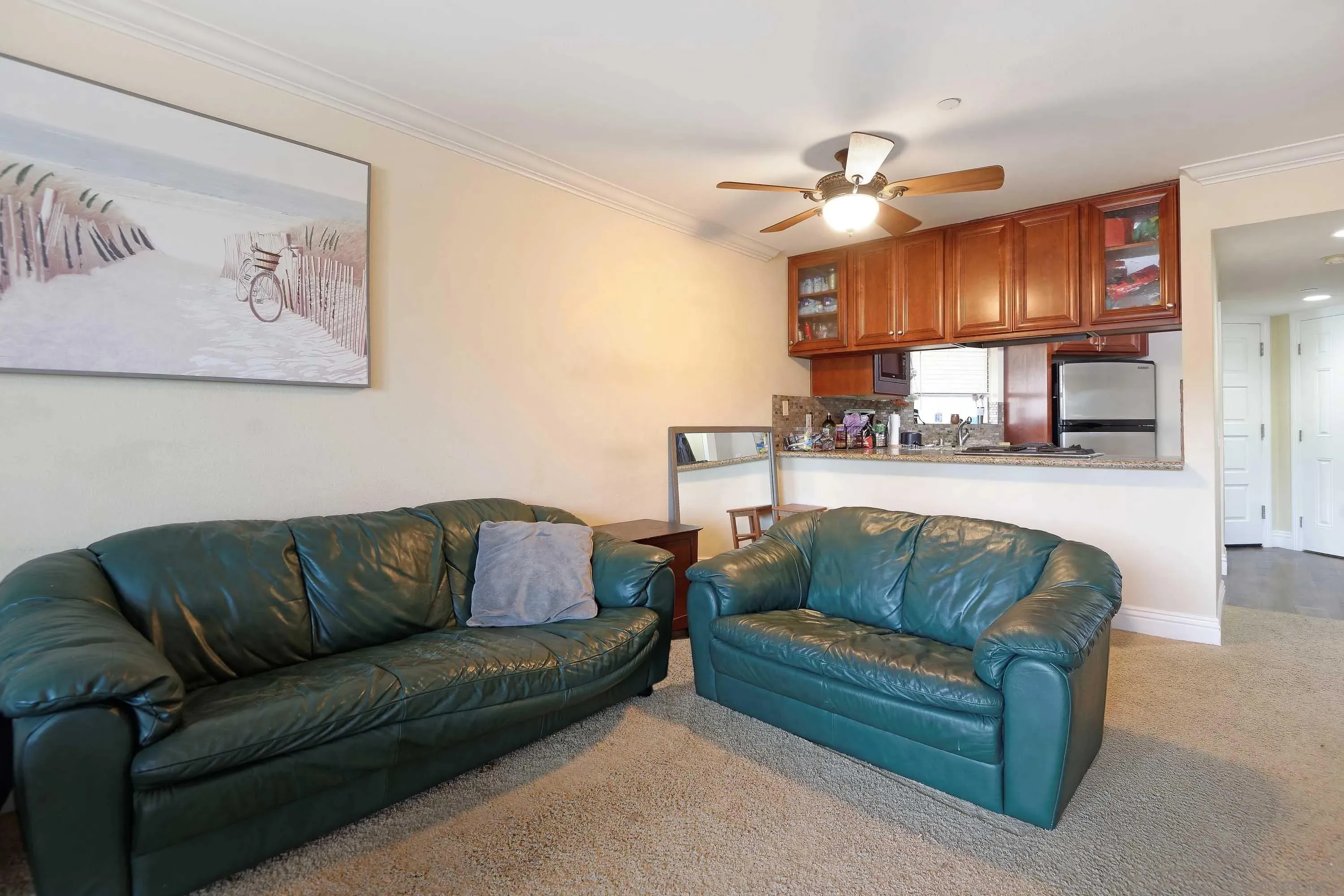 La Jolla, California 92037, United States, 2 Bedrooms Bedrooms, ,2 BathroomsBathrooms,Residential,Active,250355