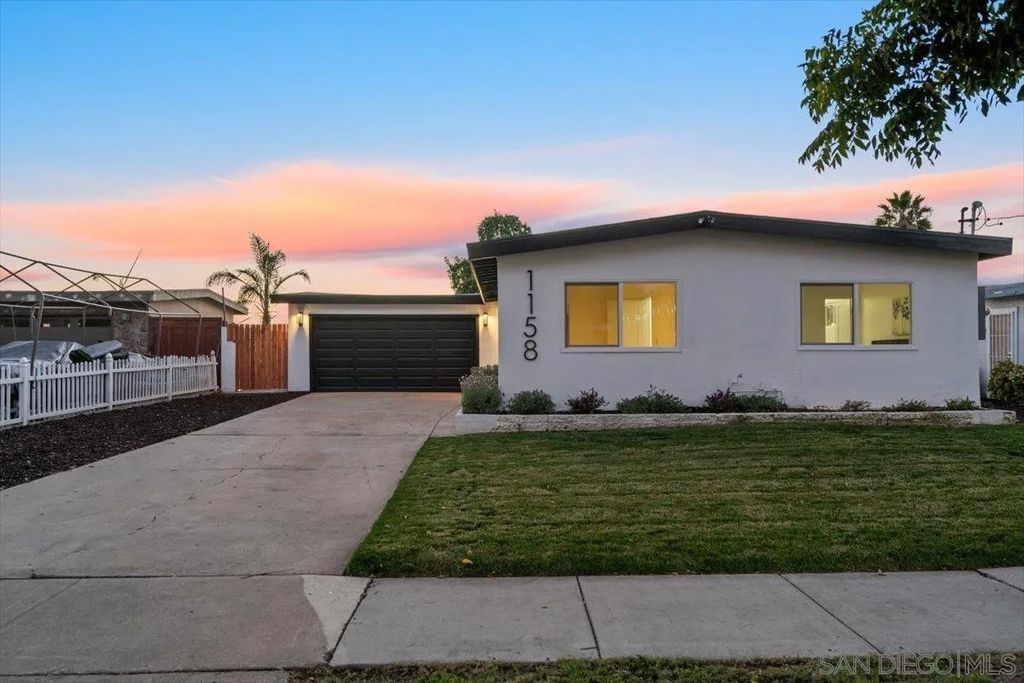 Photo of 1158 Oasis Ave, Chula Vista, CA 91911 (MLS # 2600820)