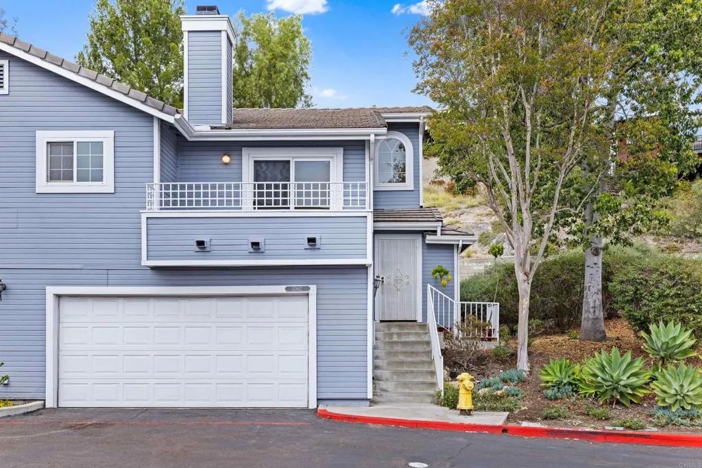 12862 Carriage Heights Way