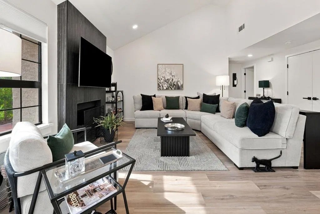 126 Avellino Circle