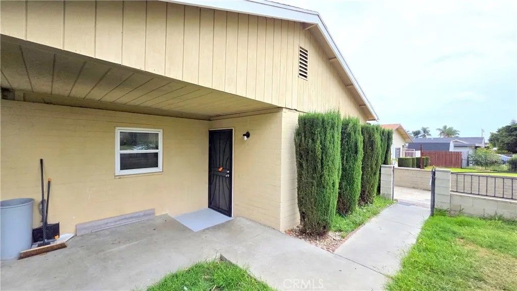 Photo of 1854 Citrus View Avenue, Duarte, CA 91010 (MLS # TR26091101)