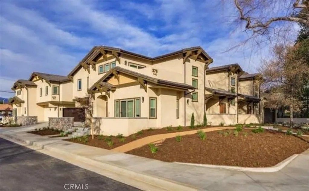 Photo of 275 W Center St, Covina, CA 91723 (MLS # GD25271203)