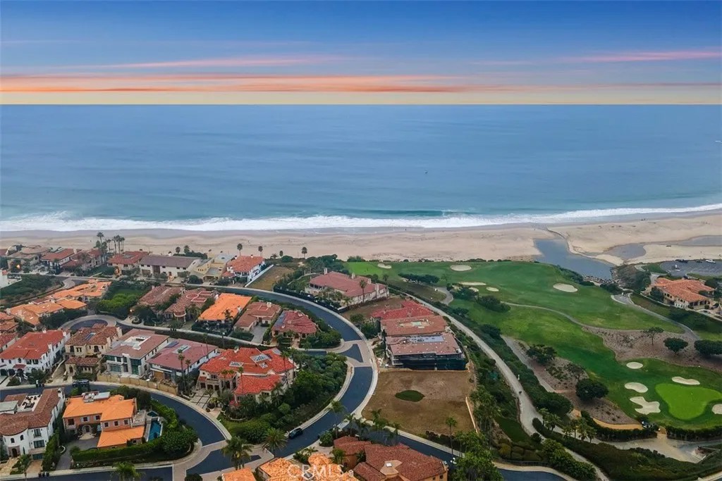 14 Ritz Cove