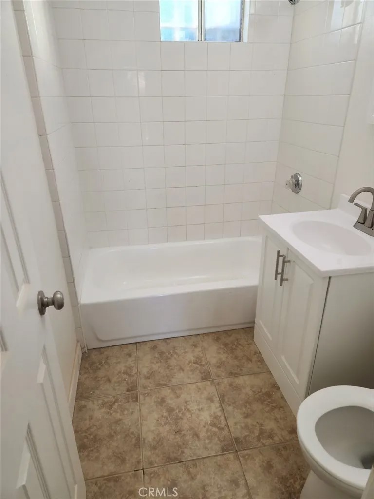 11100 S, New Hampshire
