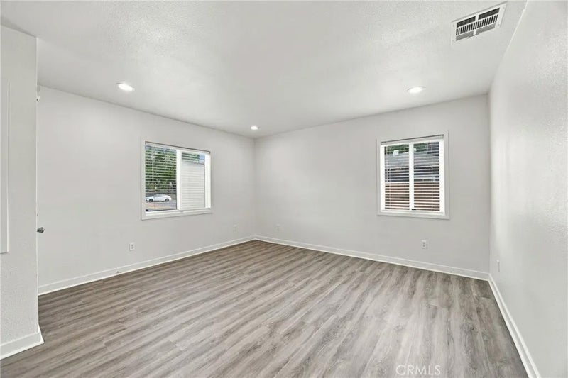 1629 Kendall Dr