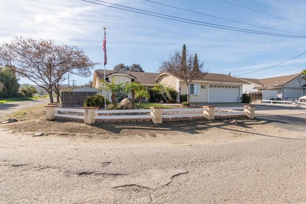 Photo of 31343 Park, Nuevo, CA 92567 (MLS # IV26014224)