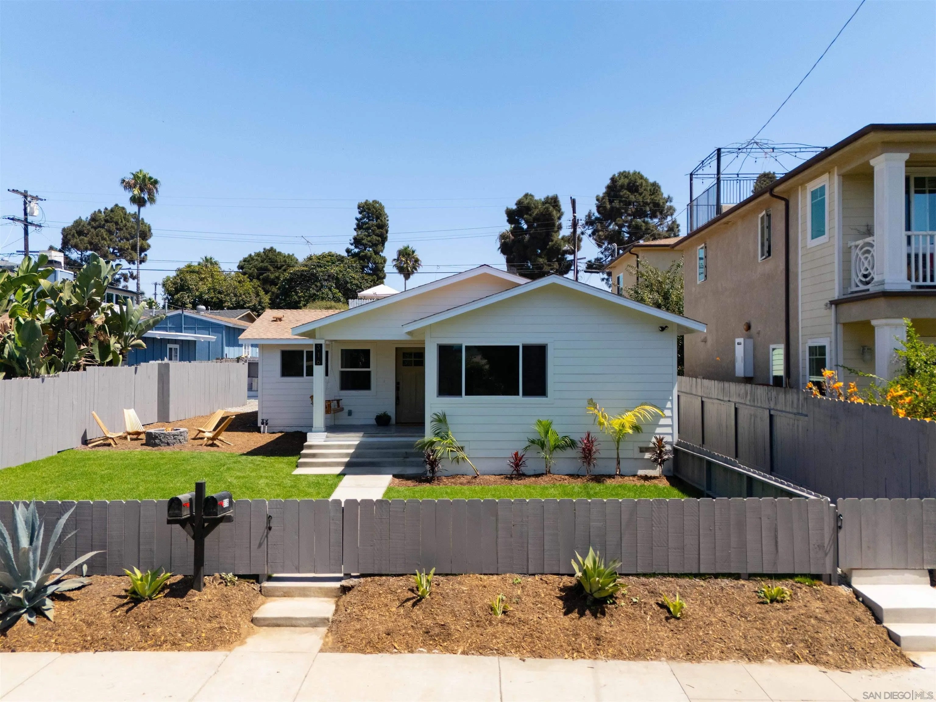 316 S Ditmar