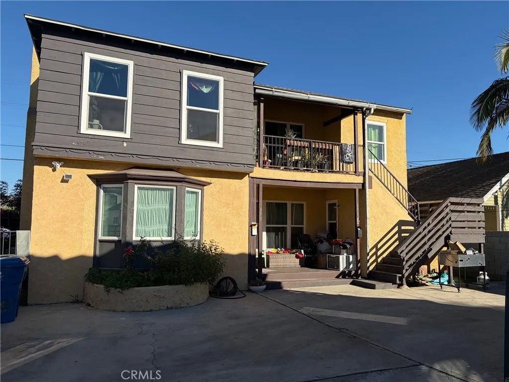 Photo of 651 E 41st Pl, Los Angeles, CA 90011 (MLS # SR26010787)