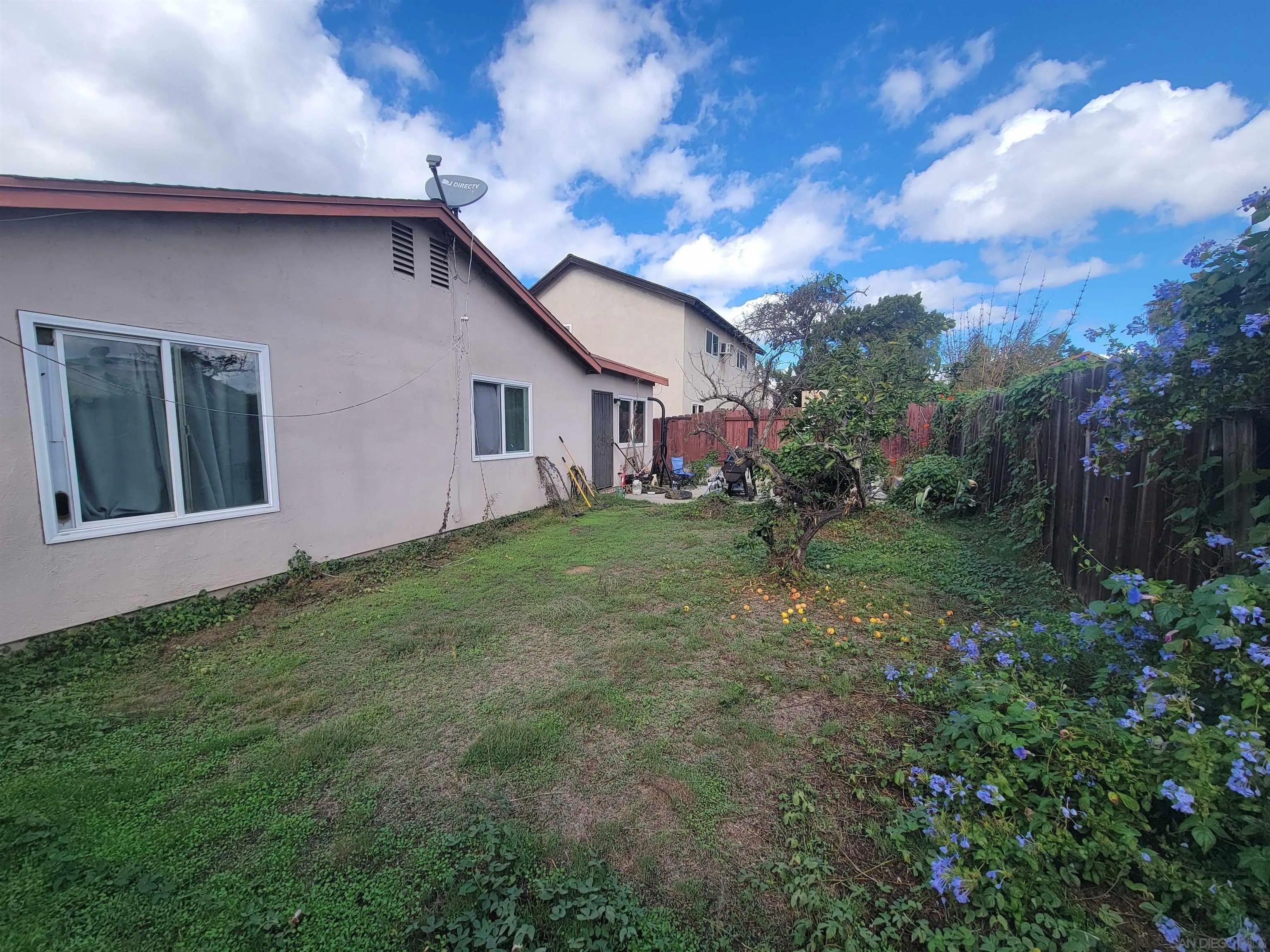 11267 Westonhill Dr