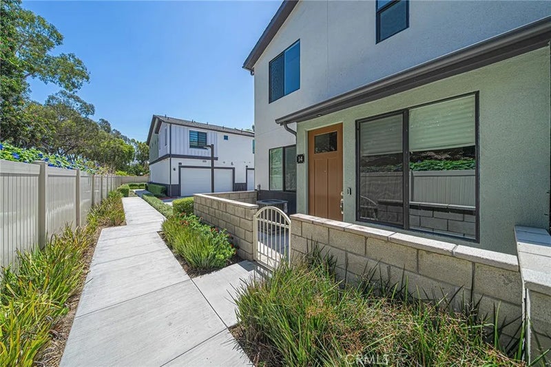 2775 W Pepper Tree 14
