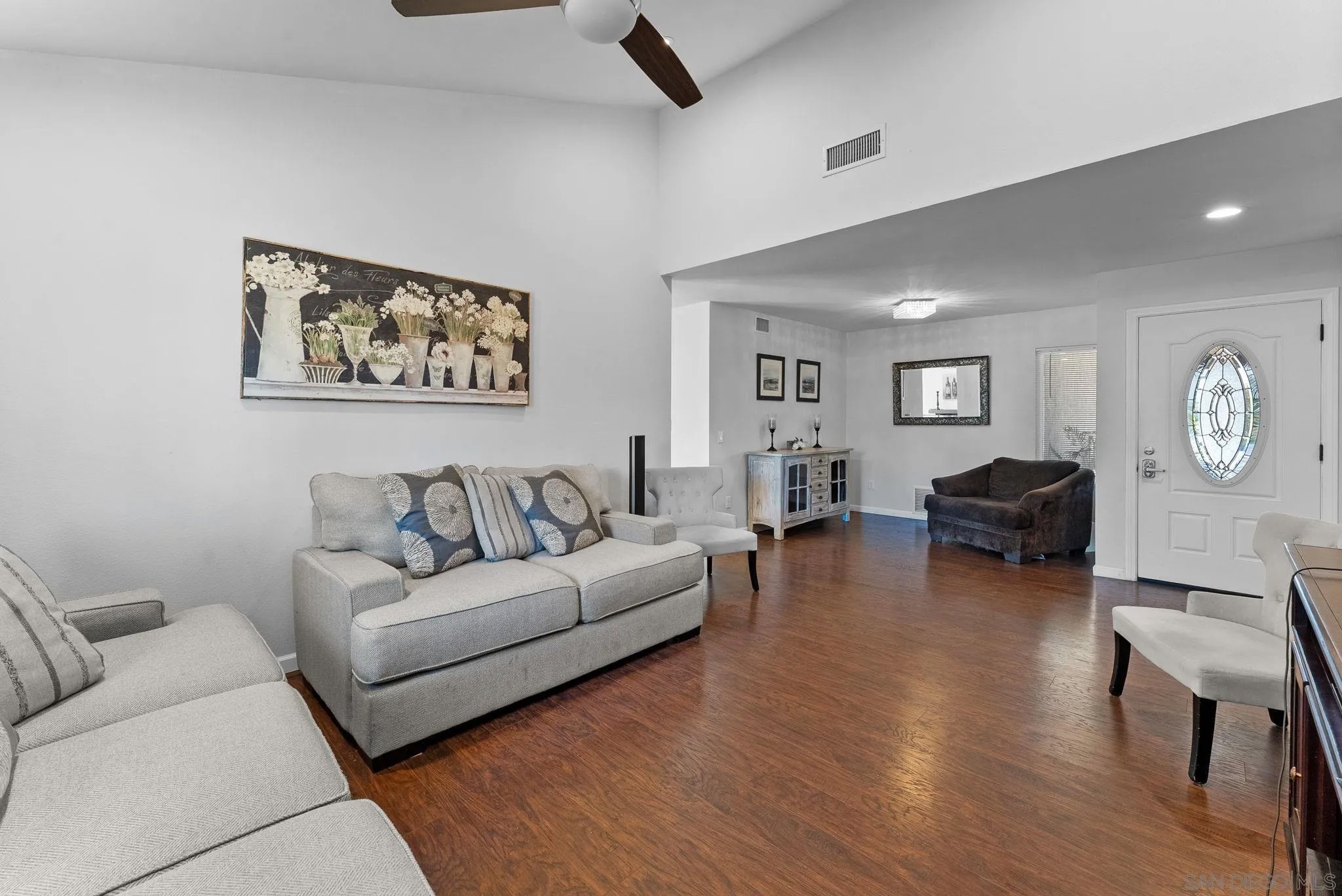 9209 Les Rd