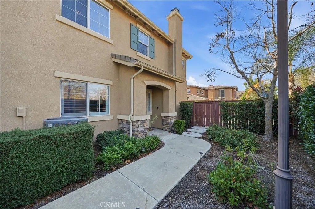 Photo of 39738 Columbia Union #B, Murrieta, CA 92563 (MLS # SW26051071)