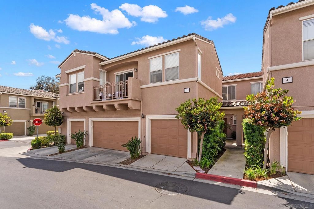 Photo of 814 Caminito Francisco, Chula Vista, CA 91913 (MLS # 260009083)