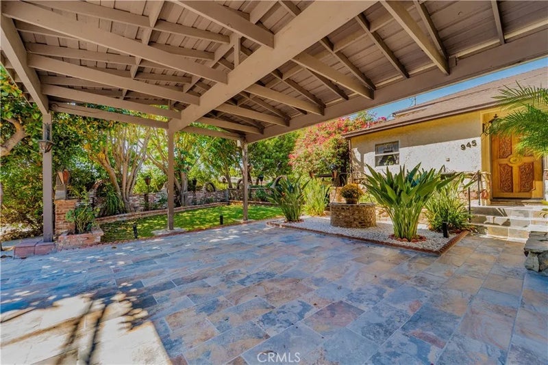 945 Mira Valle Street